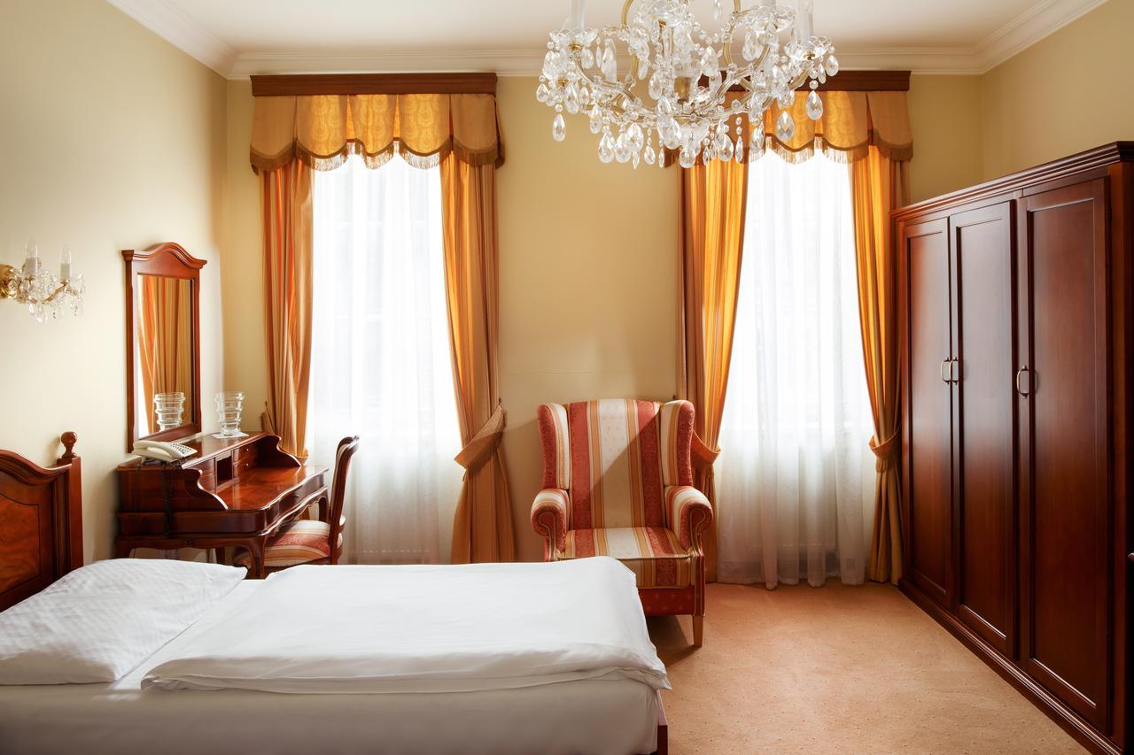 Lazensky Hotel Moskevsky Dvur Karlowe Wary Zewnętrze zdjęcie