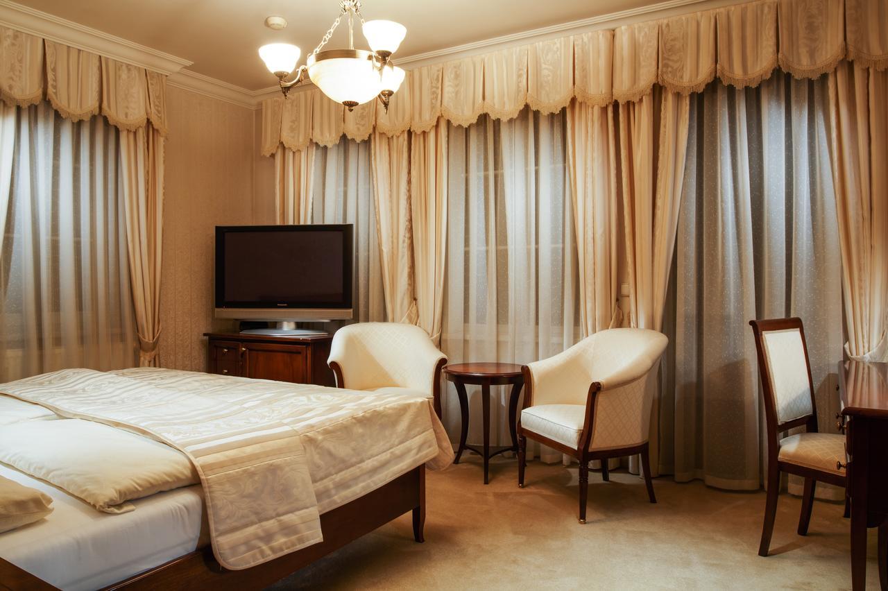 Lazensky Hotel Moskevsky Dvur Karlowe Wary Zewnętrze zdjęcie