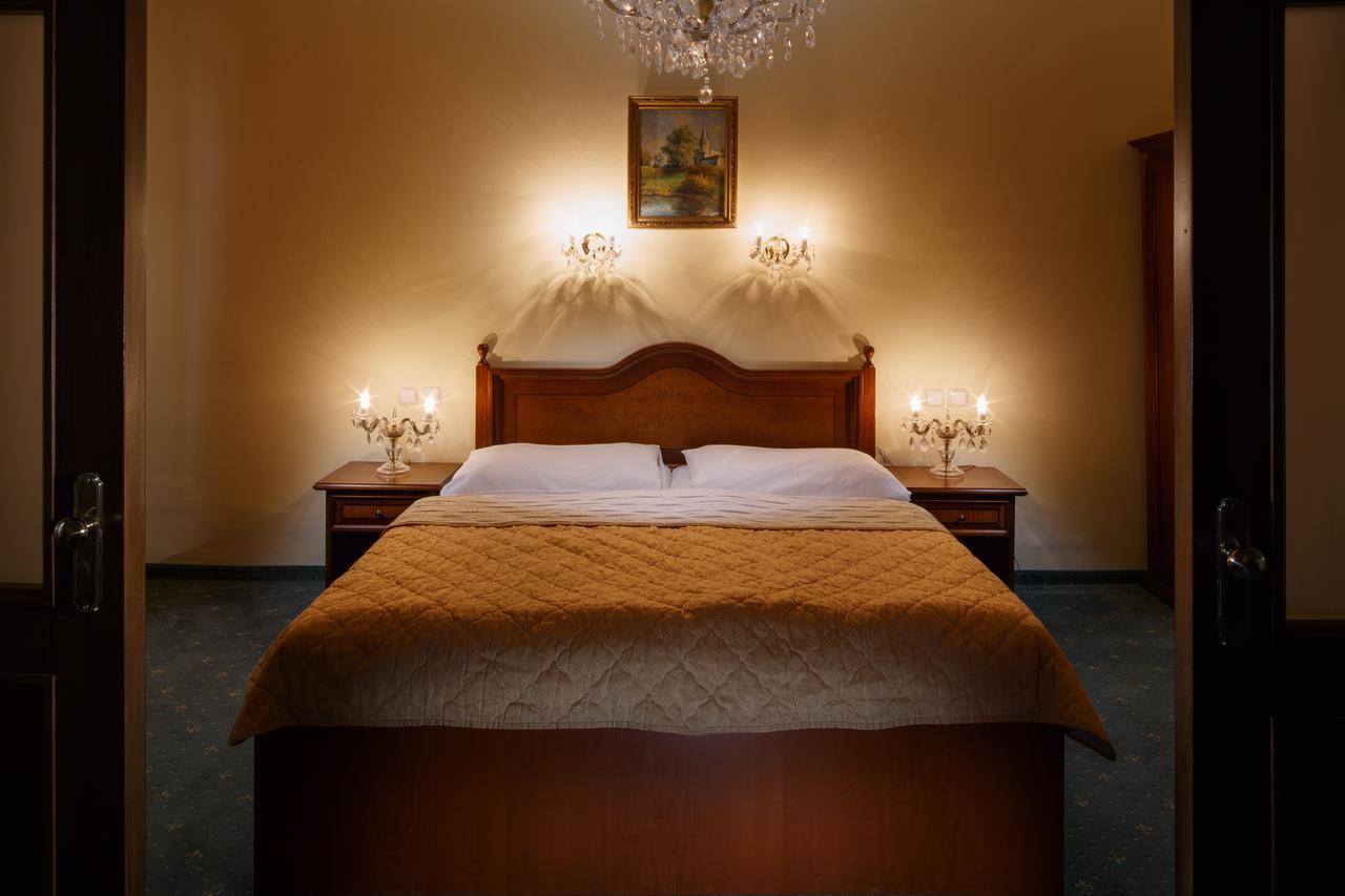 Lazensky Hotel Moskevsky Dvur Karlowe Wary Zewnętrze zdjęcie