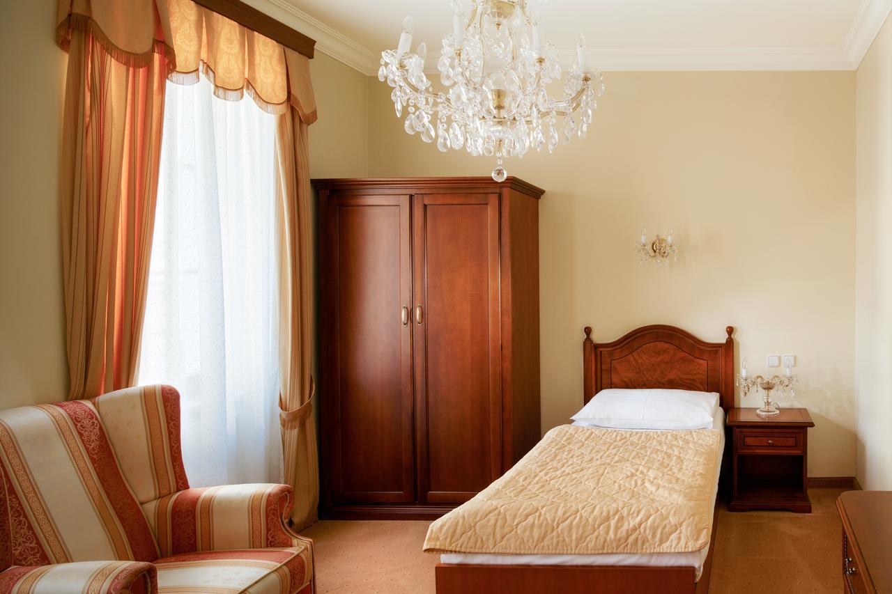 Lazensky Hotel Moskevsky Dvur Karlowe Wary Zewnętrze zdjęcie