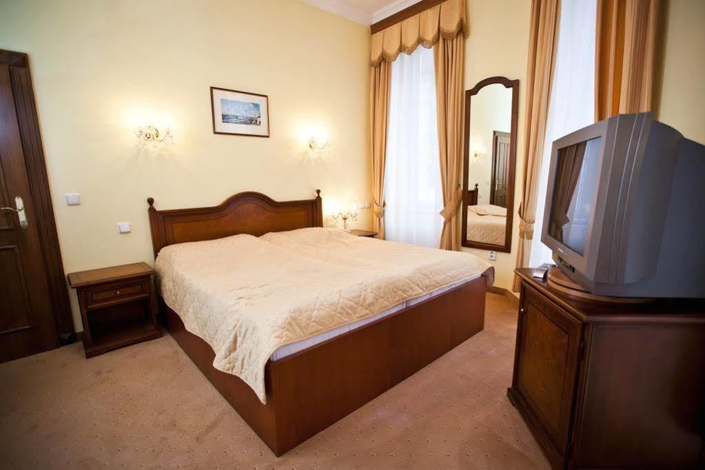 Lazensky Hotel Moskevsky Dvur Karlowe Wary Zewnętrze zdjęcie